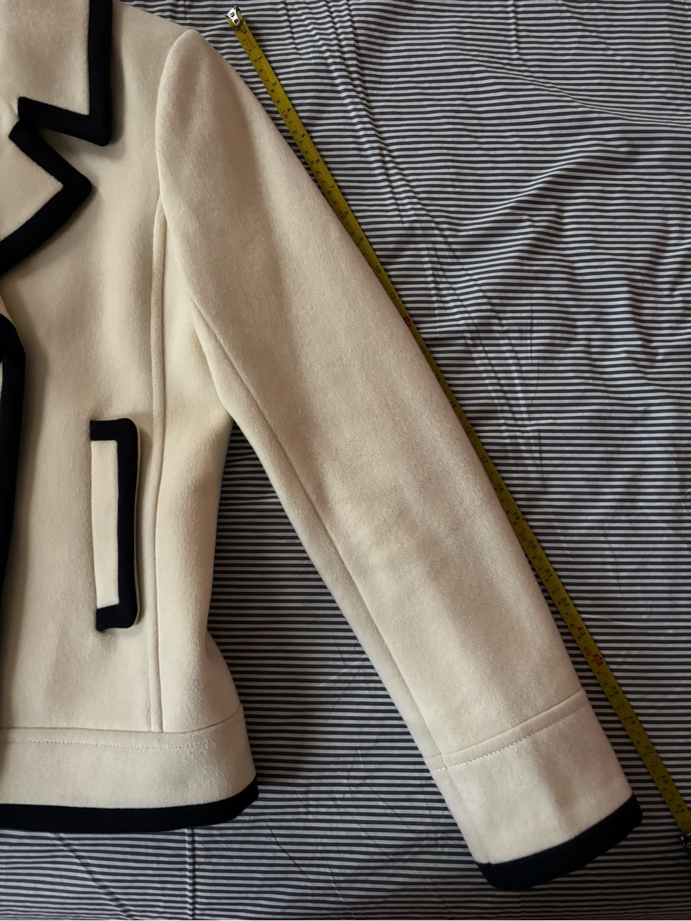 J. Crew 2012 Wool Cream Double-Breasted Peacoat with Black Trim - Picture 6 of 9